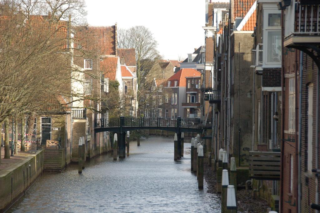 B&B In De Prinsenstraat Dordrecht Exterior photo